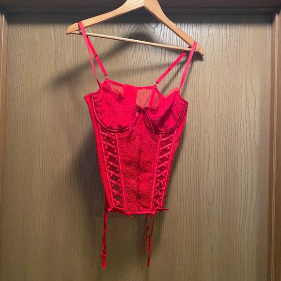 Victoria Secret Lingerie Bustier Large Corset Red Lace Sheer Boned Underwire - Picture 1 of 5
